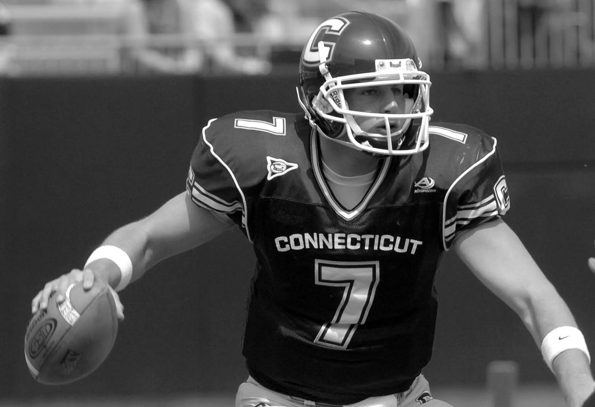 Connecticut Huskies Top Football Players of All Time