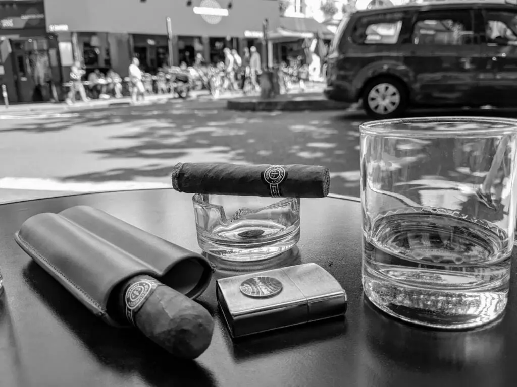 Lighter Gift Sets & Starter Kits