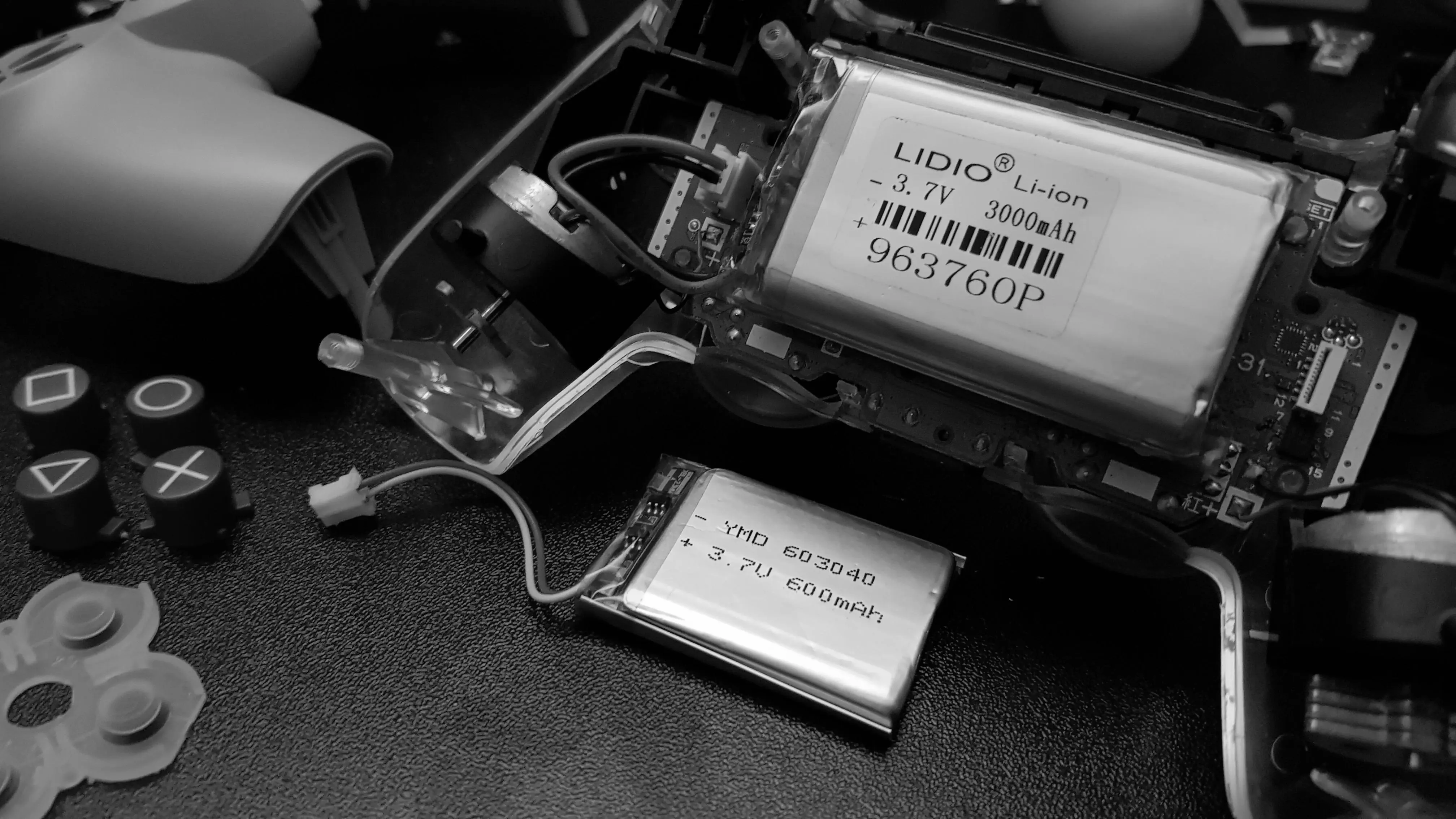 Best PlayStation 4 Batteries