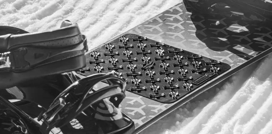 Snowboarding Stomp Pads