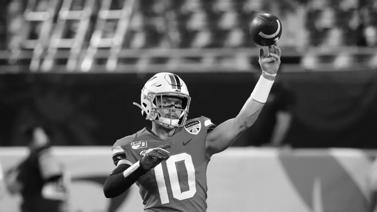Brennan Armstrong college football quarterback