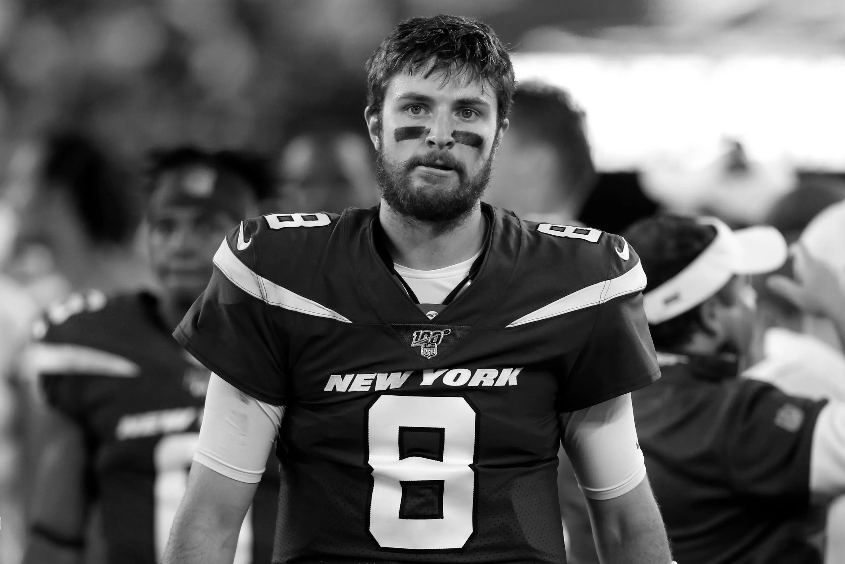 Luke Falk college football quarterback