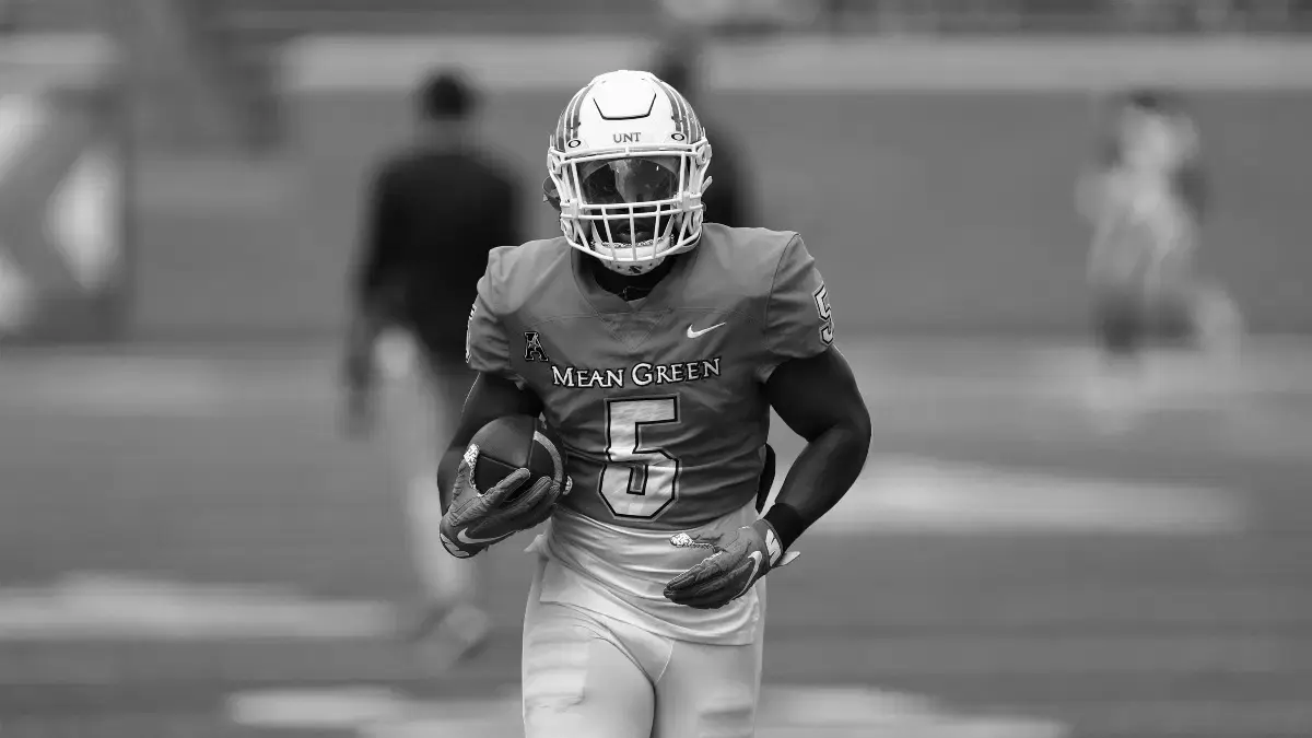 Ayo Adeyi college football running back