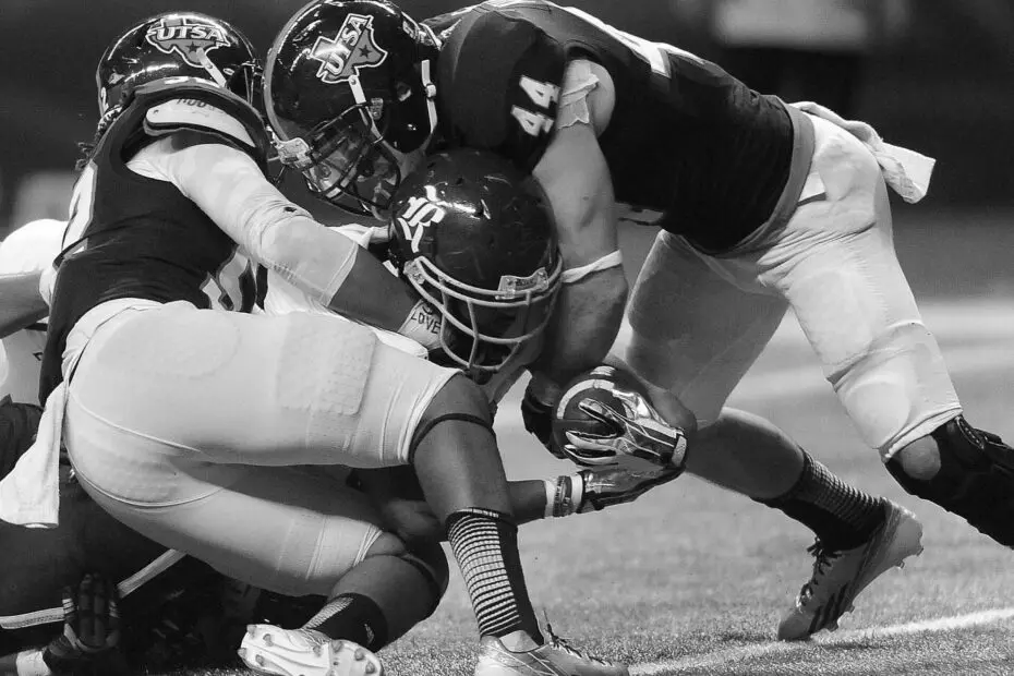 Darik Dillard college football running back