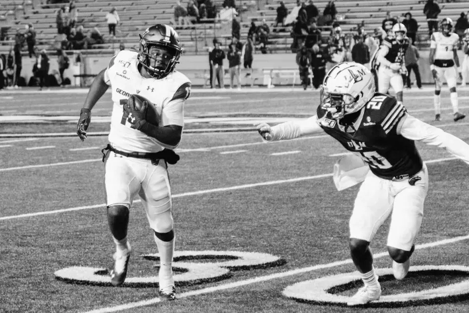 Destin Coates college football running back