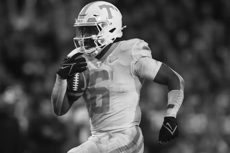 Dylan Sampson college football running back