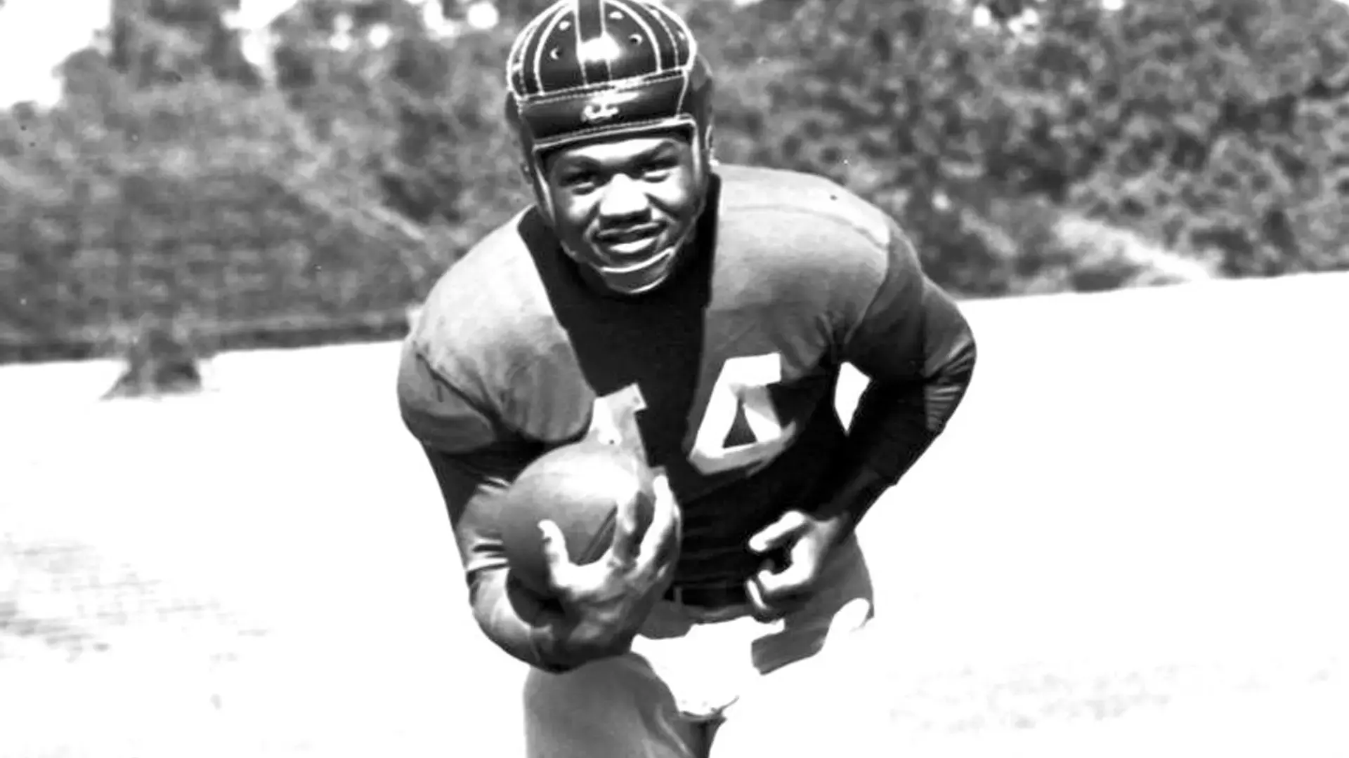 Essray Taliaferro college football running back