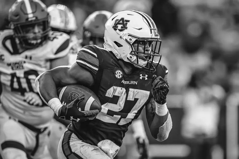 Jarquez Hunter college football running back