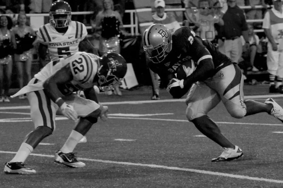 Jarred Salubi college football running back