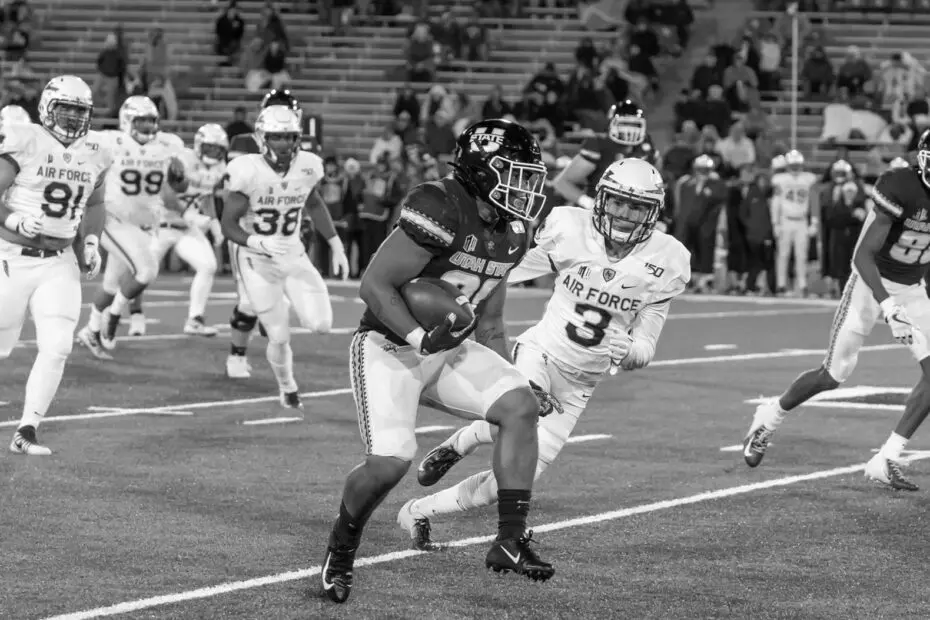 Jaylen Warren college football running back