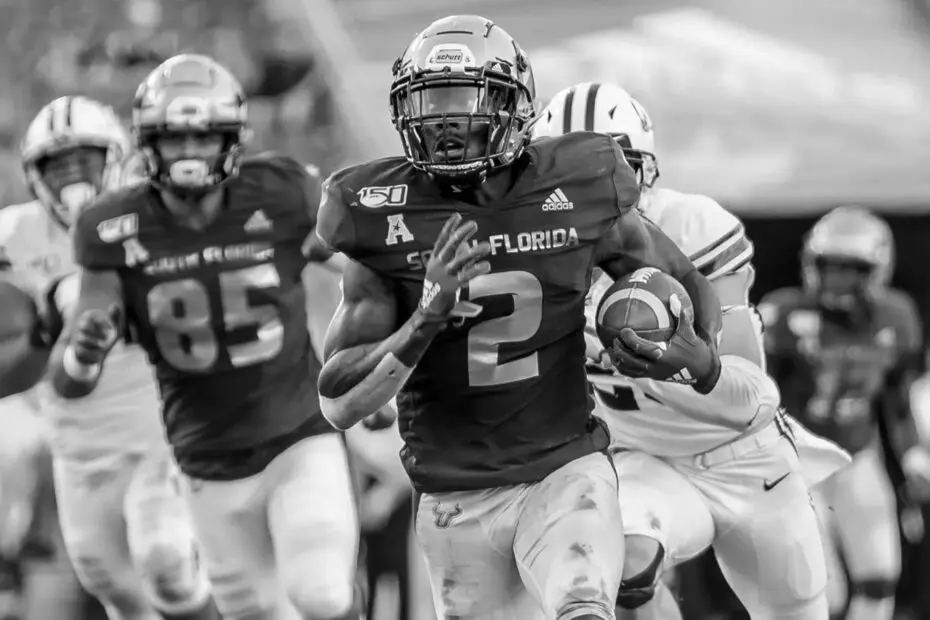 Jordan Cronkrite college football running back