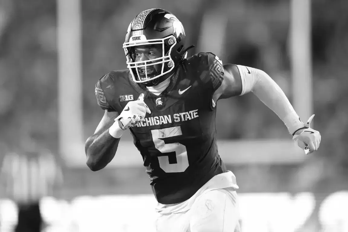 Jordan Hall college football running back