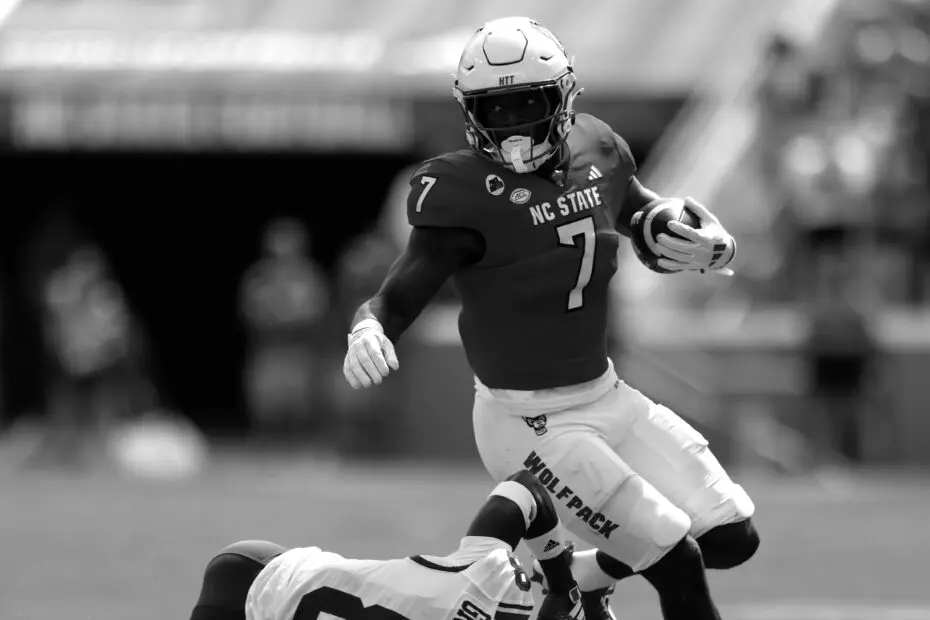 Jordan Waters college football running back
