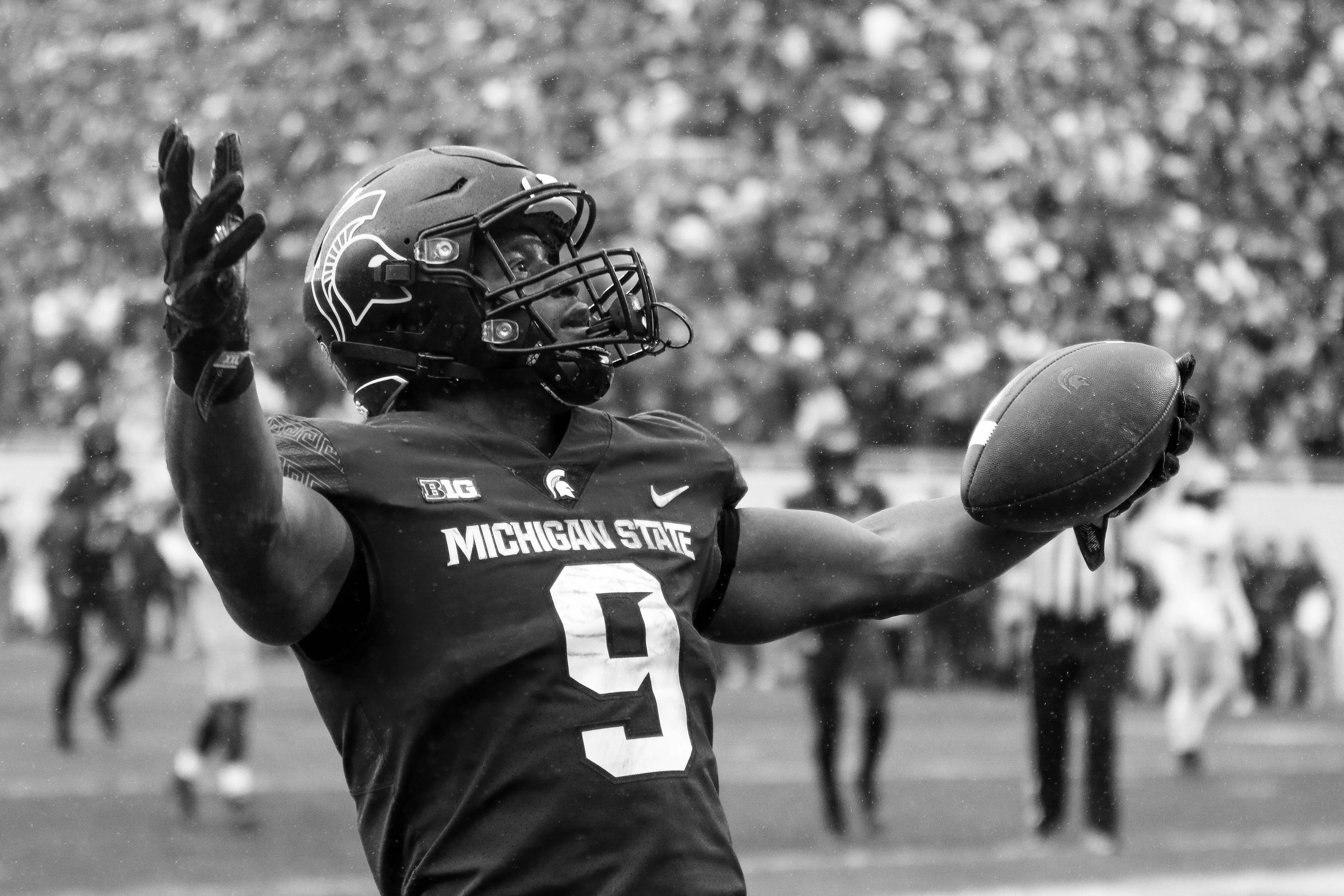 Kenneth Walker III college football running back