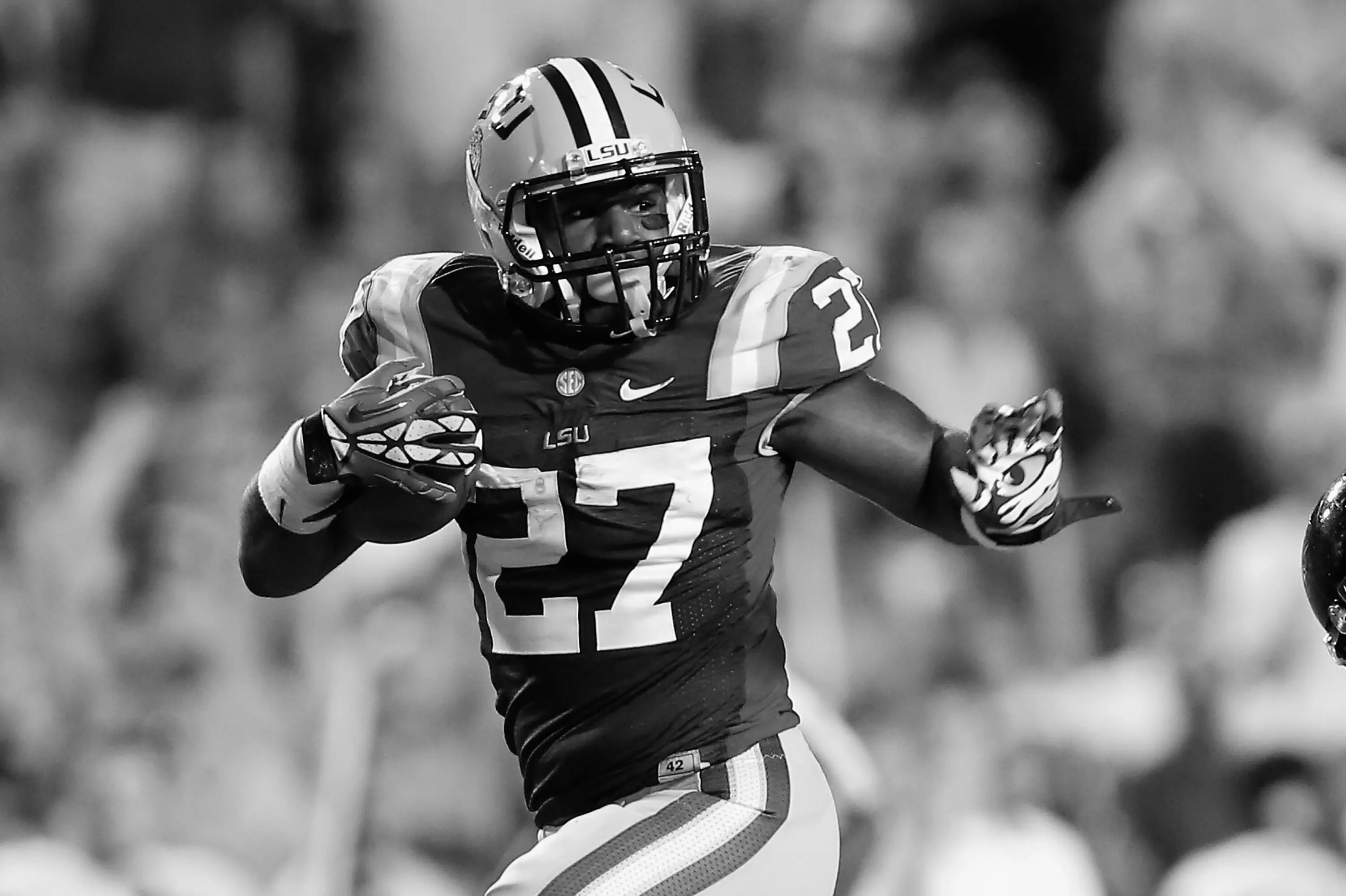 Kenny Hilliard college football running back