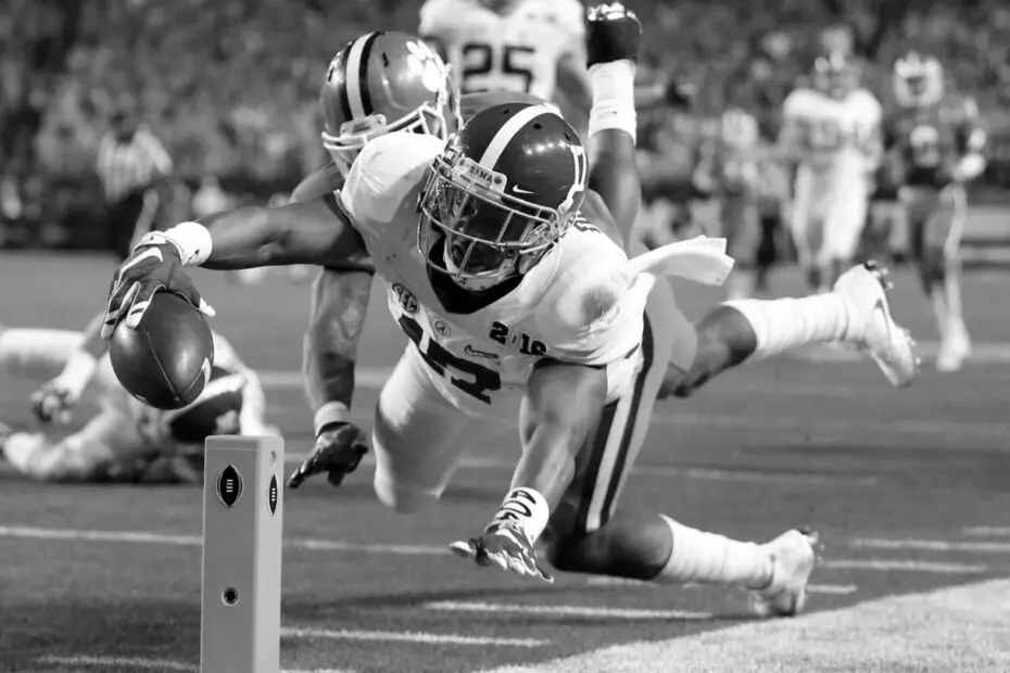 Kenyan Drake college football running back