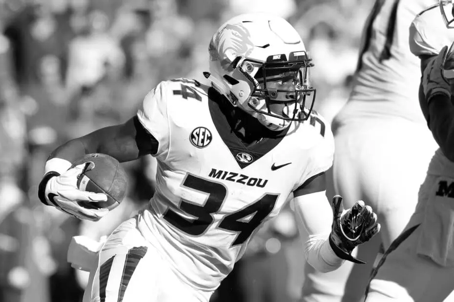 Larry Rountree III college football running back