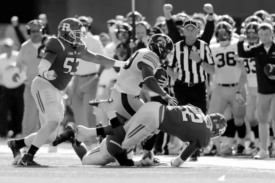 Leshun Daniels Jr. college football running back