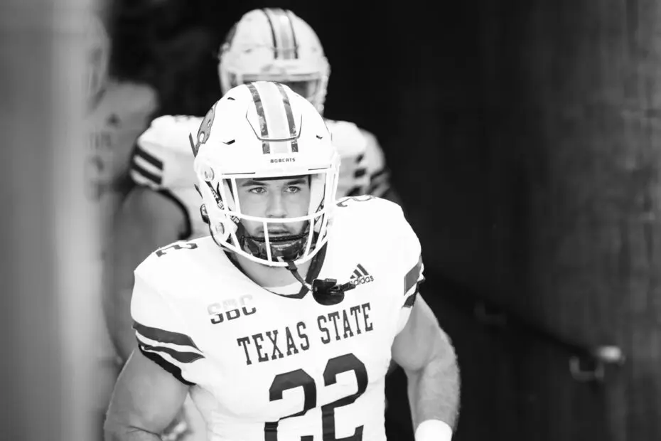 Lincoln Pare college football running back