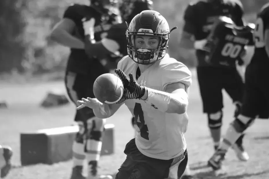 Ray Holley college football running back