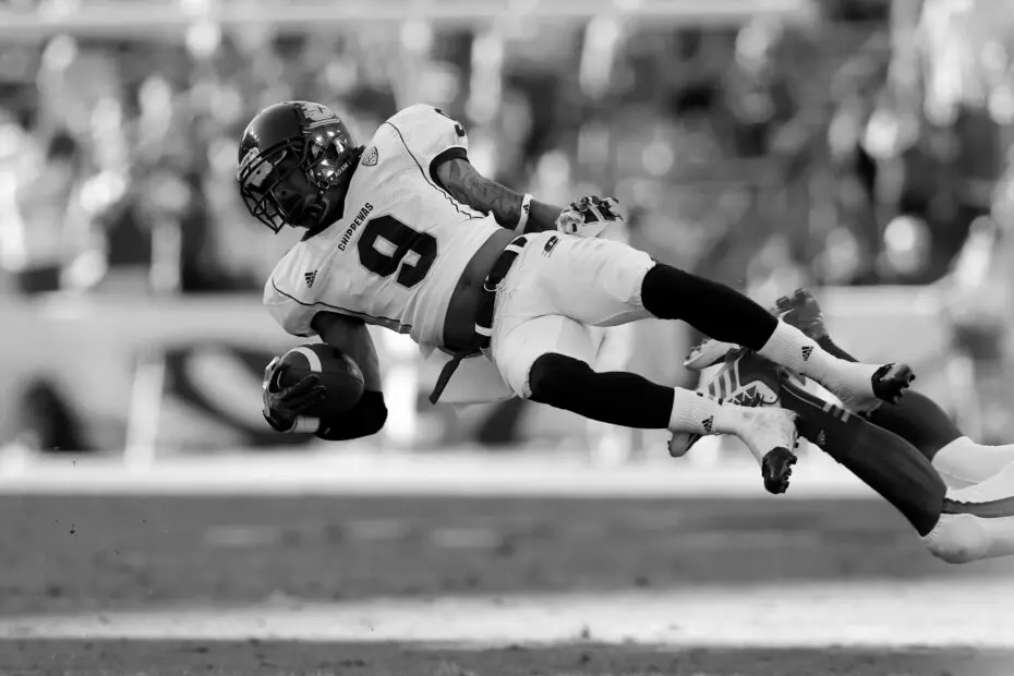 Saylor Lavallii college football running back