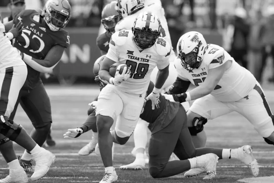 Tahj Brooks college football running back