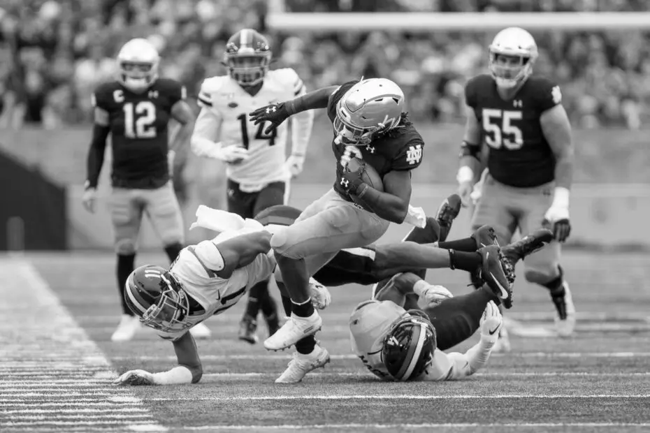 Tony Jones Jr. college football running back