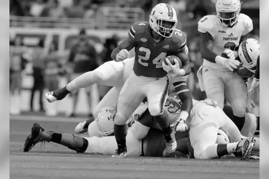 Travis Homer college football running back