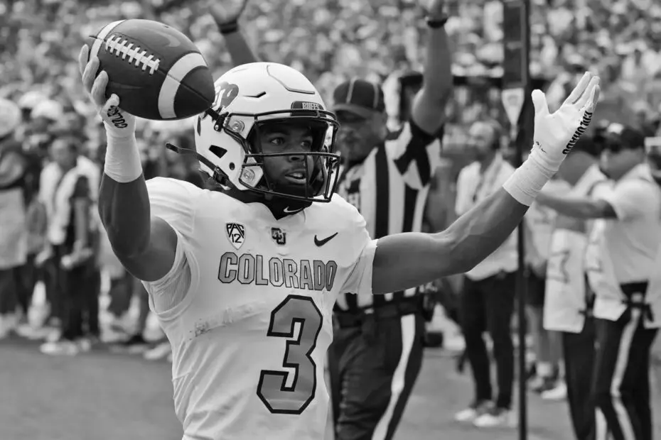 Van Edwards Jr. college football running back