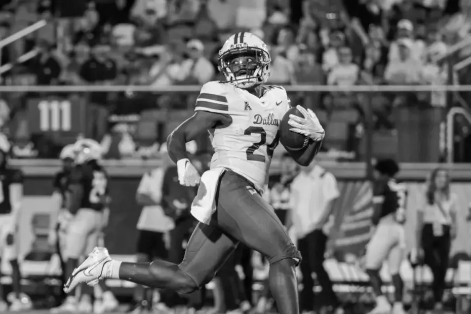 Velton Gardner college football running back