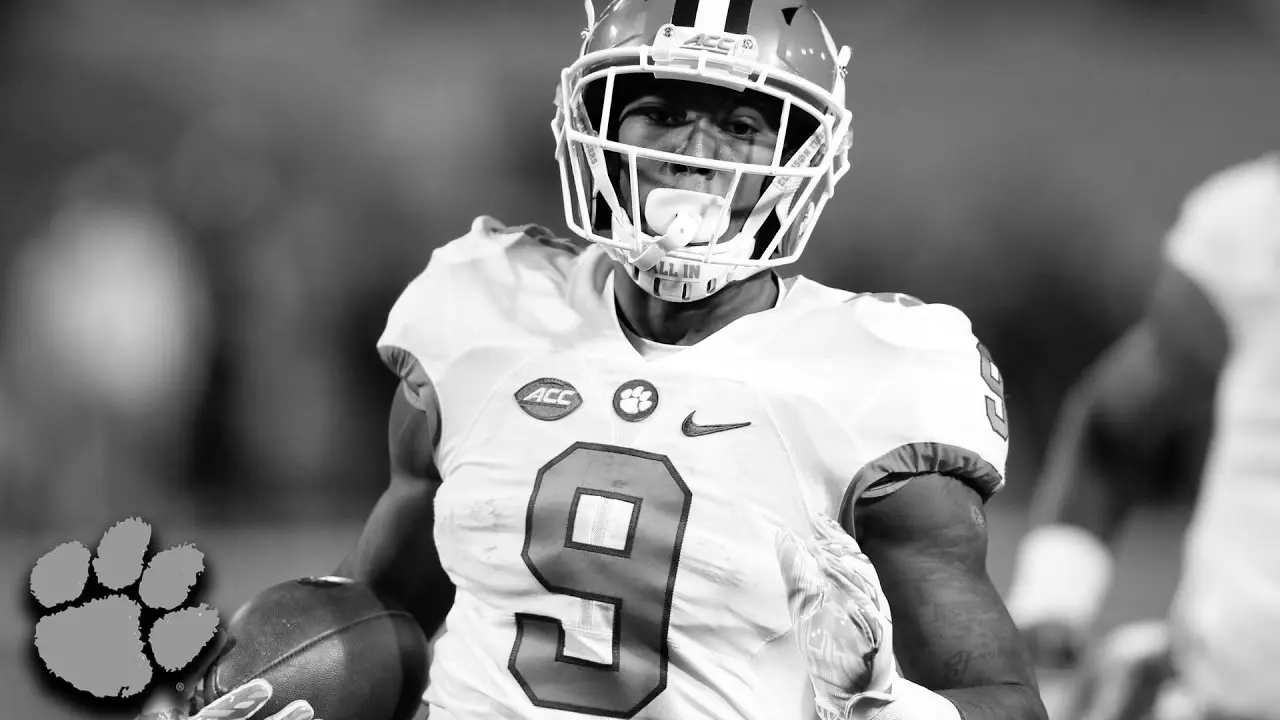 Wayne Gallman college football running back