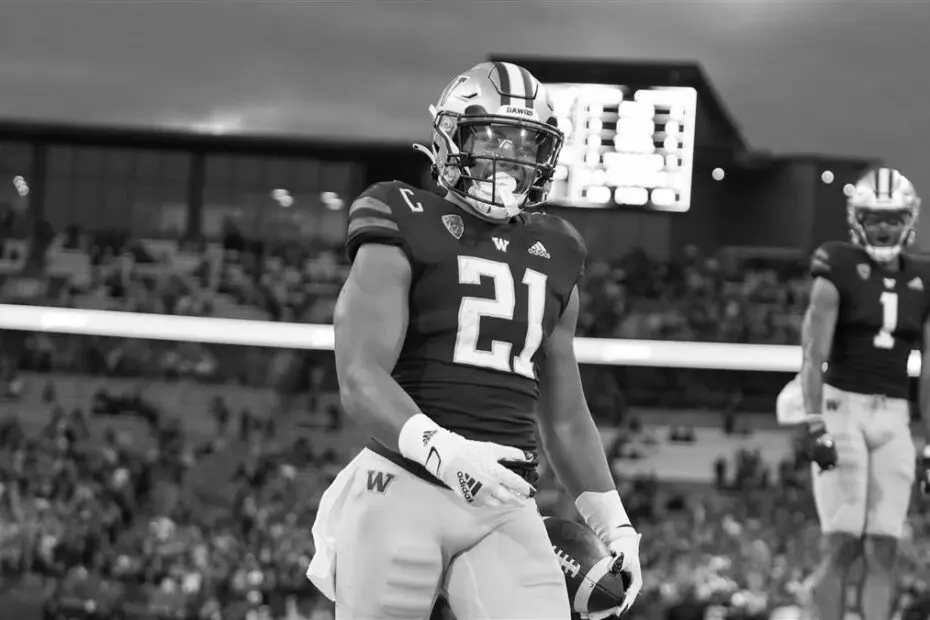 Wayne Taulapapa college football running back