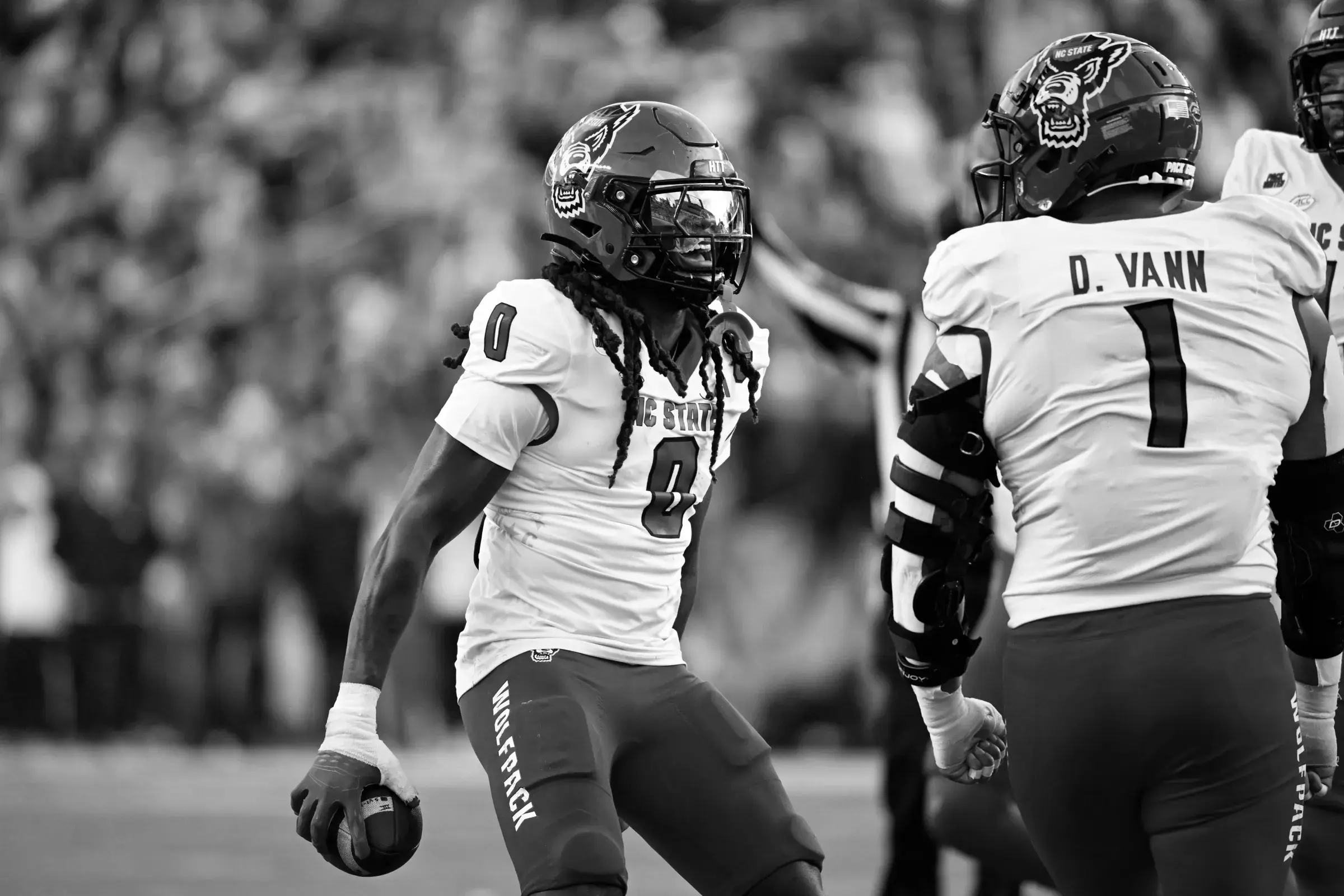 Zonovan Knight college football running back