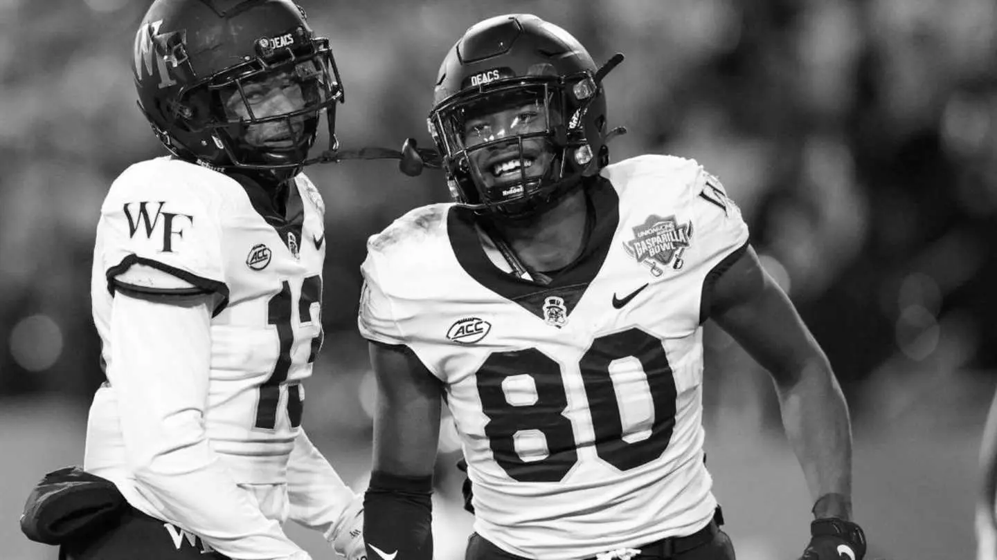 Jahmal Banks college football wide receiver