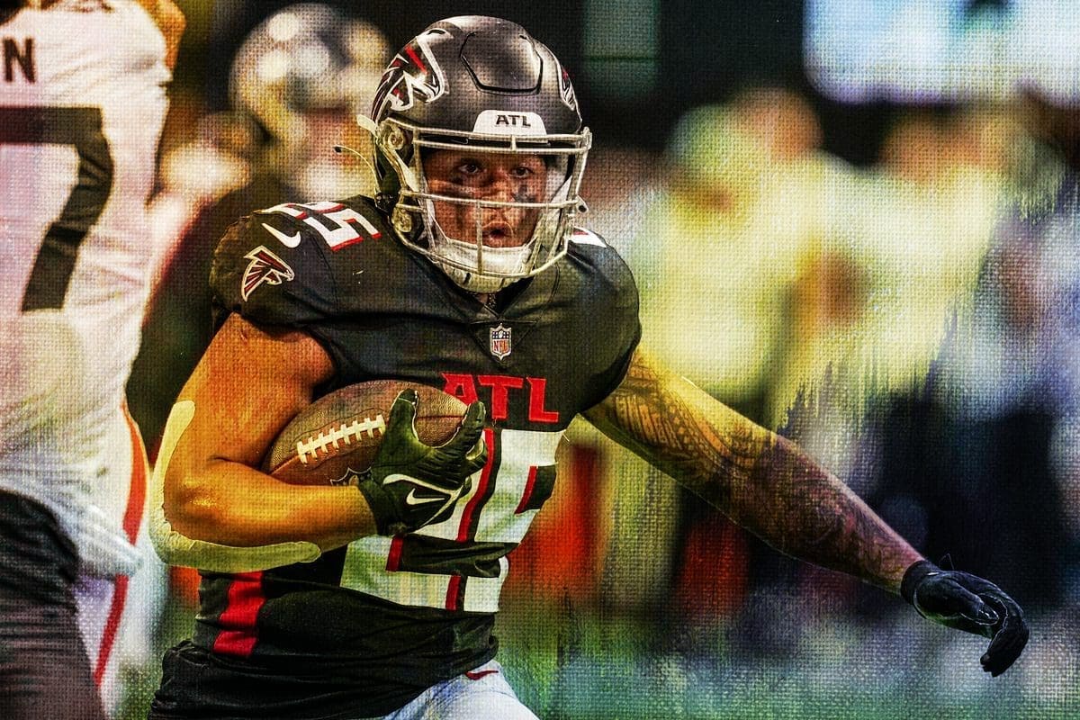 Tyler Allgeier Stats