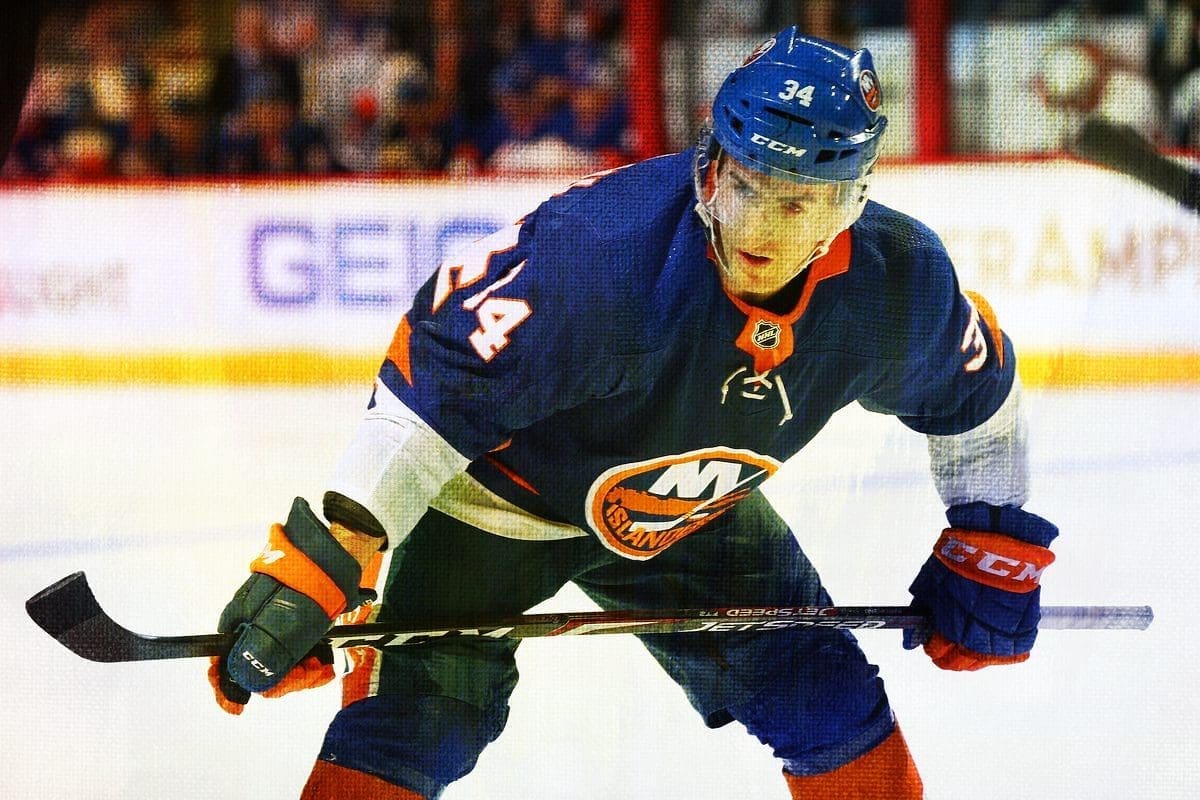 Casey Cizikas Stats