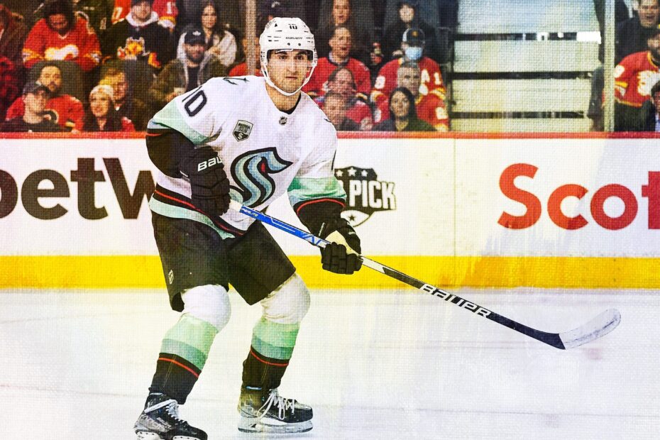 Matthew Beniers Stats