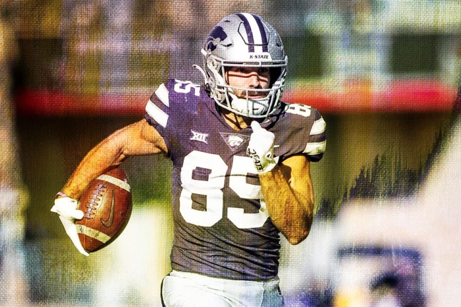 Kade Warner College Stats
