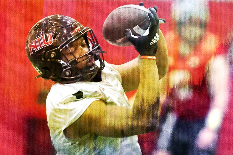 Gavin Williams College Stats