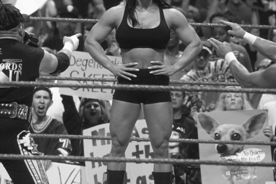 Chyna WWE Wrestler
