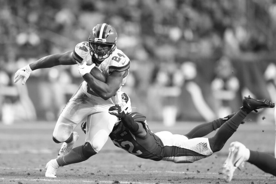 Football Nfl Running Back Run (6)