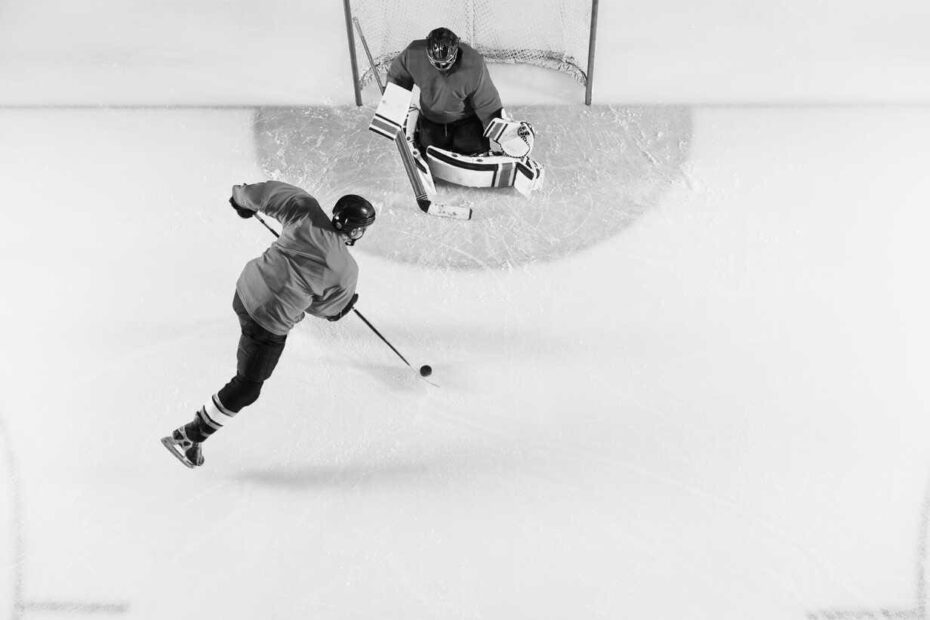 Hockey Player Shooting Puck 2 (5)