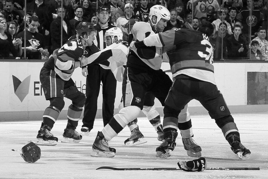 NHL Fight 89