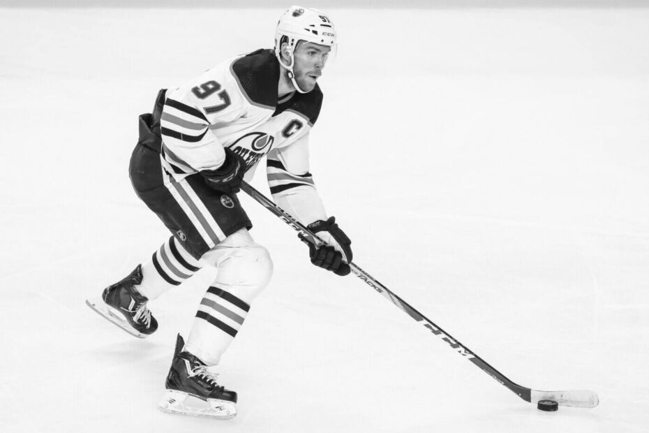 NHL Hockey Player Skating 4