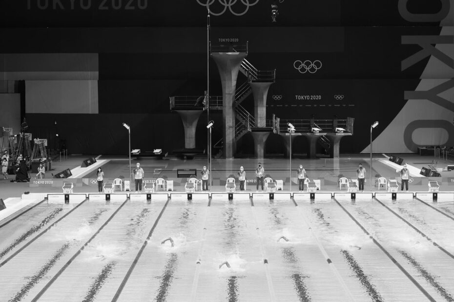 Olympic Swimming 77