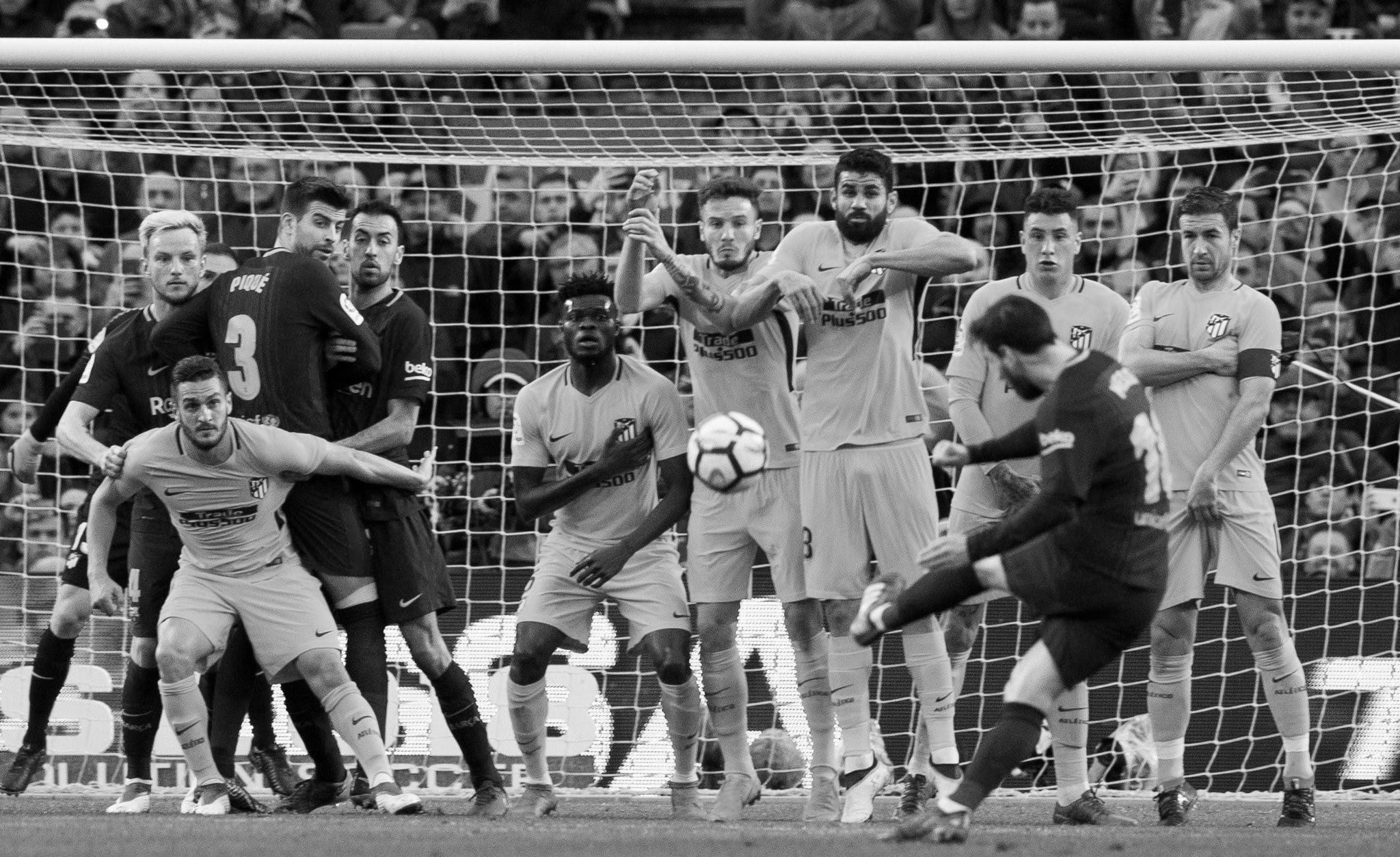 Soccer Player Free Kick 102