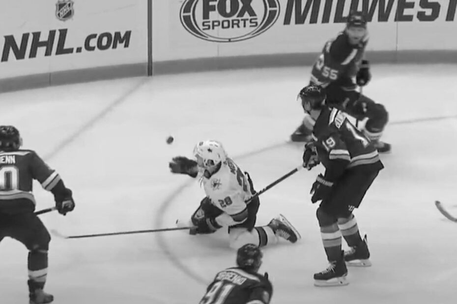 hockey hand pass