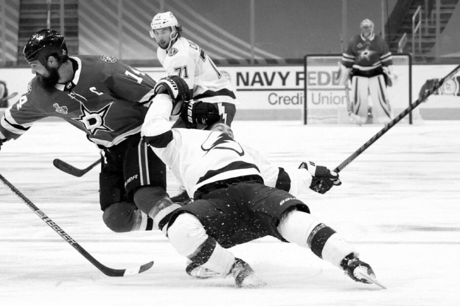 hockey tripping