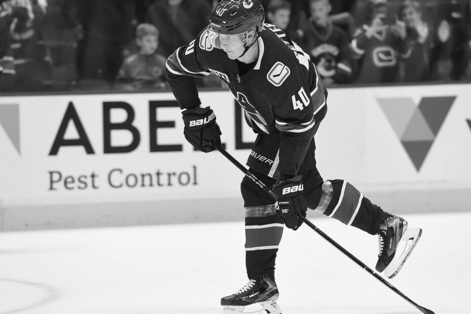 hockey wrist shot