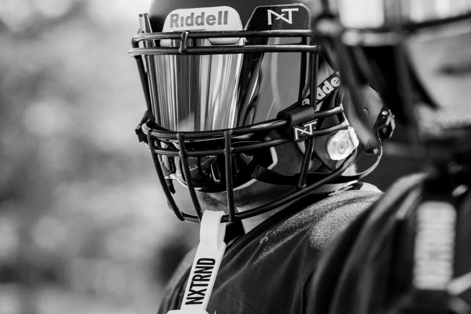 Best Football Visors for Enhanced Performance